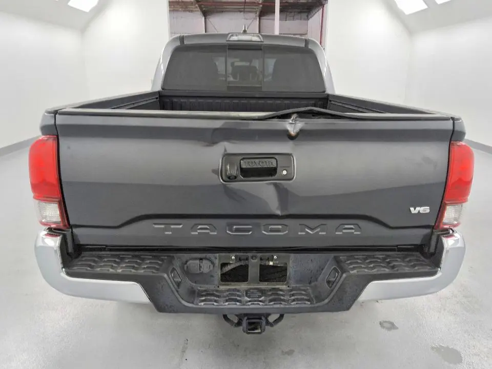2021 TOYOTA TACOMA SR5 V6  