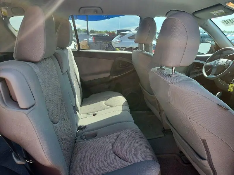 2012 TOYOTA RAV4 BASE  