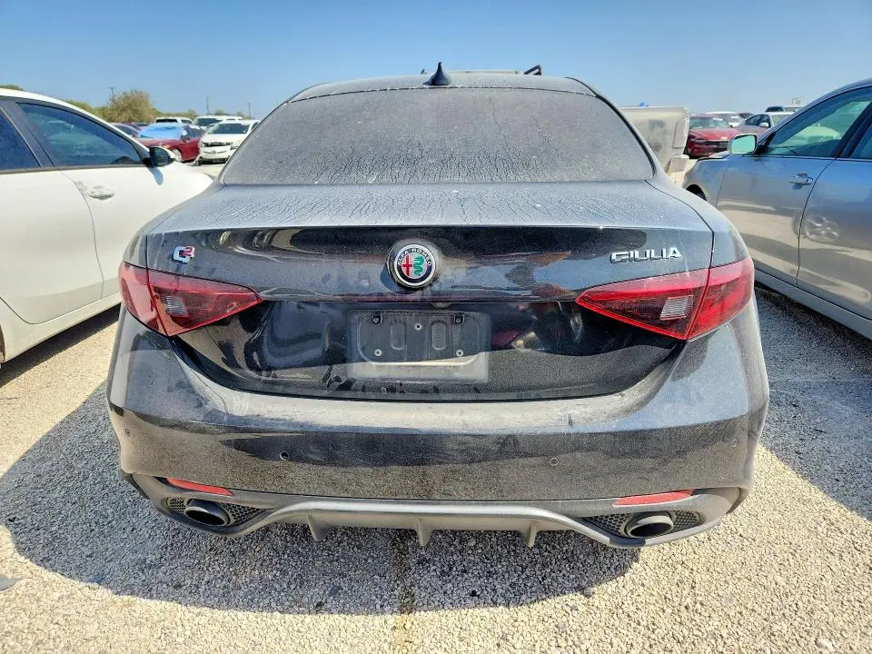 2018 ALFA ROMEO GIULIA TI  