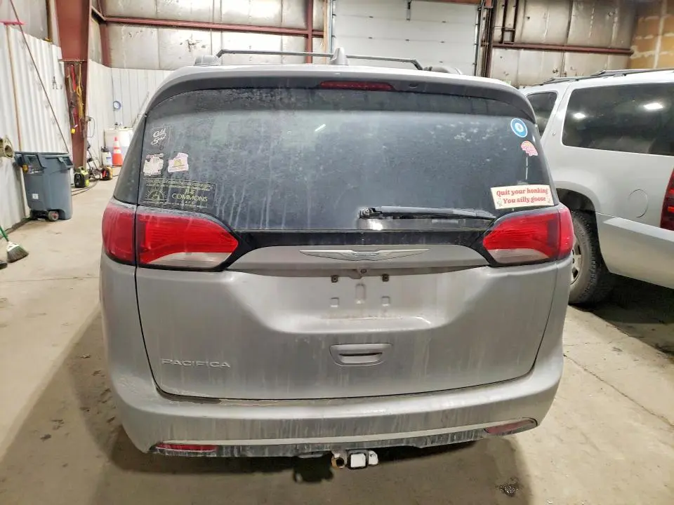 2017 CHRYSLER PACIFICA TOURING L  