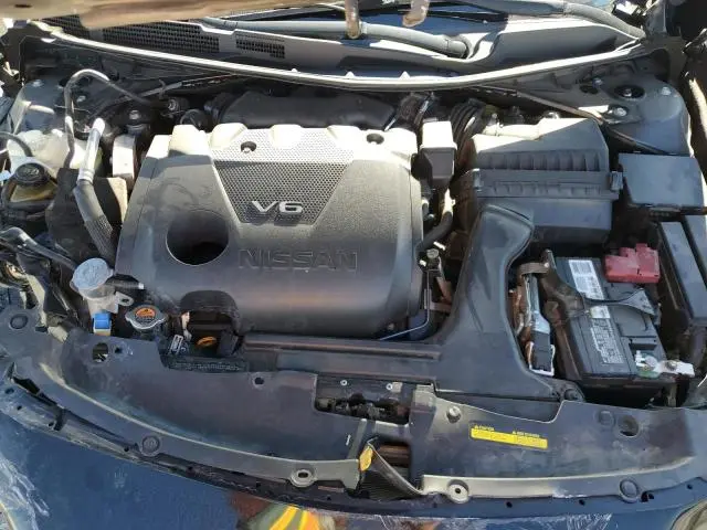 2019 NISSAN MAXIMA S