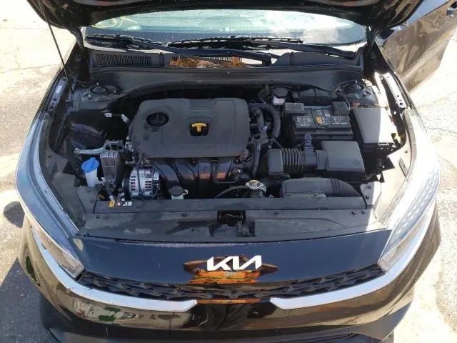 2024 KIA FORTE LX  