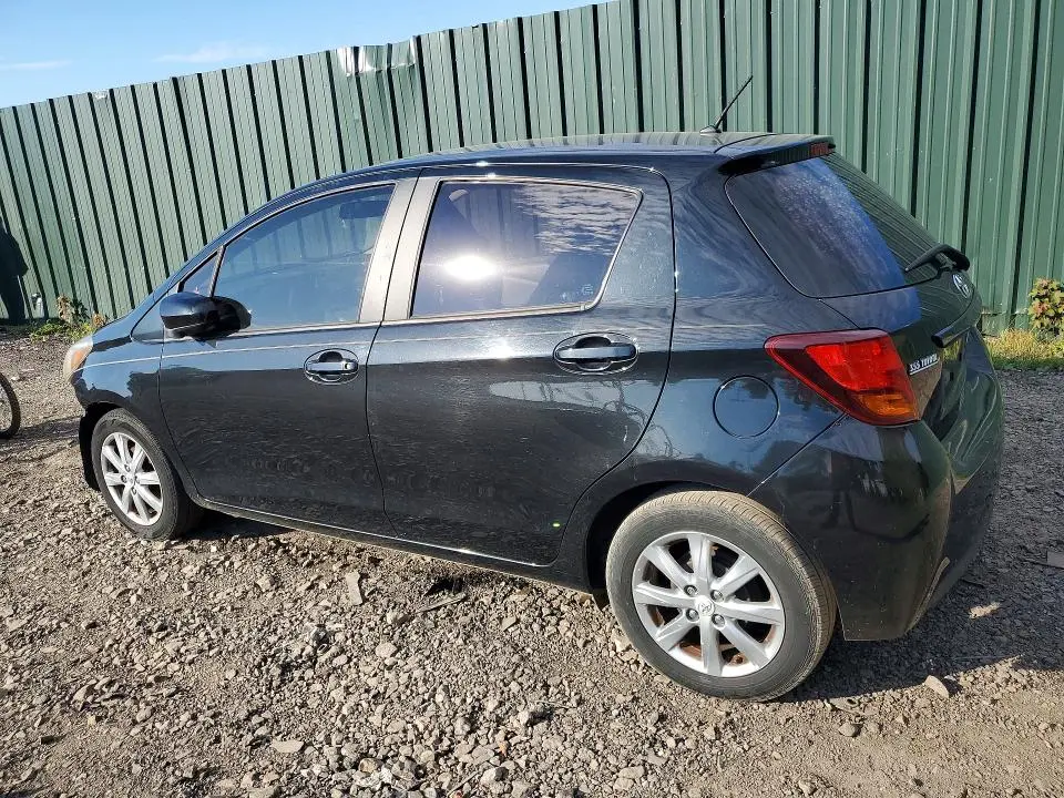 2015 TOYOTA YARIS 5-DOOR LE  