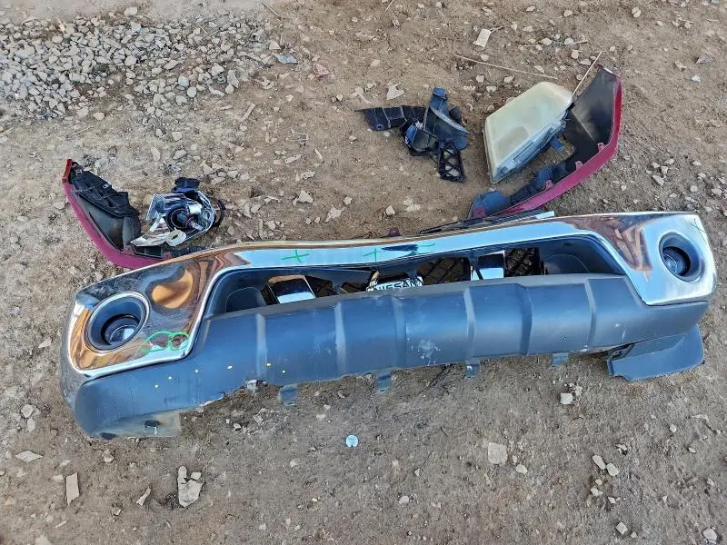 2011 NISSAN FRONTIER S  