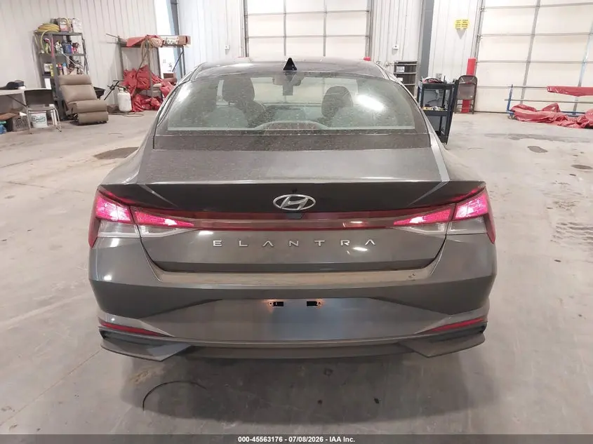 2021 HYUNDAI ELANTRA SE