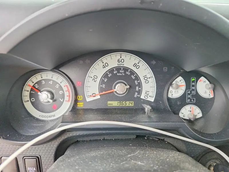 2011 TOYOTA FJ CRUISER BASE  