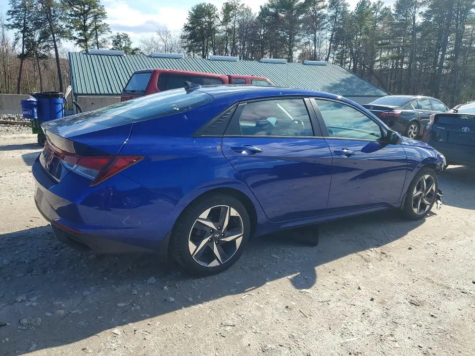 2023 HYUNDAI ELANTRA SEL  