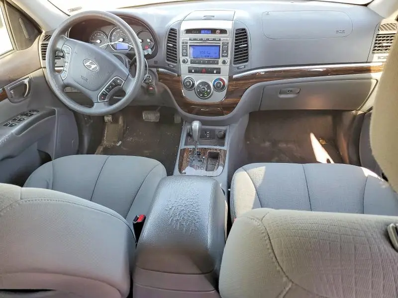 2011 HYUNDAI SANTA FE GLS  