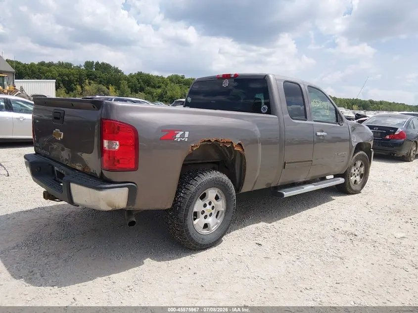 2011 CHEVROLET SILVERADO 1500 LT