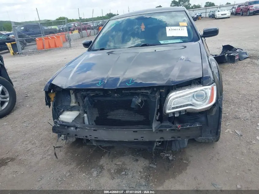 2014 CHRYSLER 300  