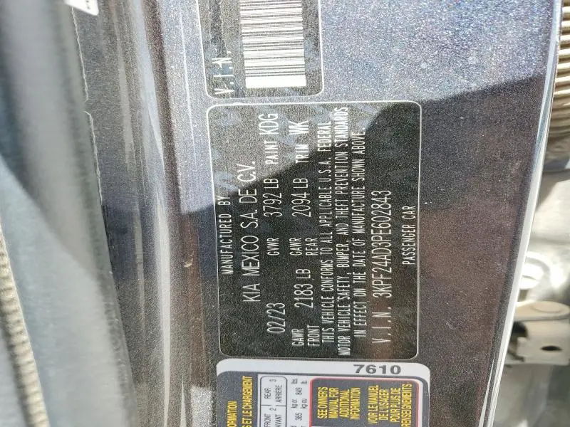 2023 KIA FORTE LXS  