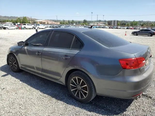 2011 VOLKSWAGEN JETTA SE  
