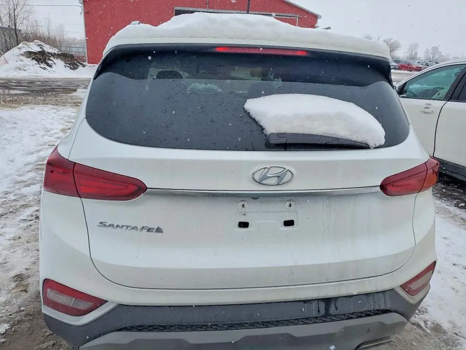 2020 HYUNDAI SANTA FE SE  