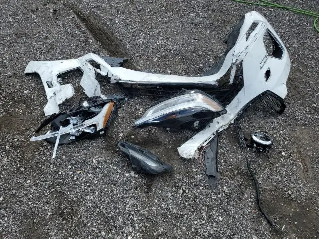 2023 VOLVO XC60 PLUS  