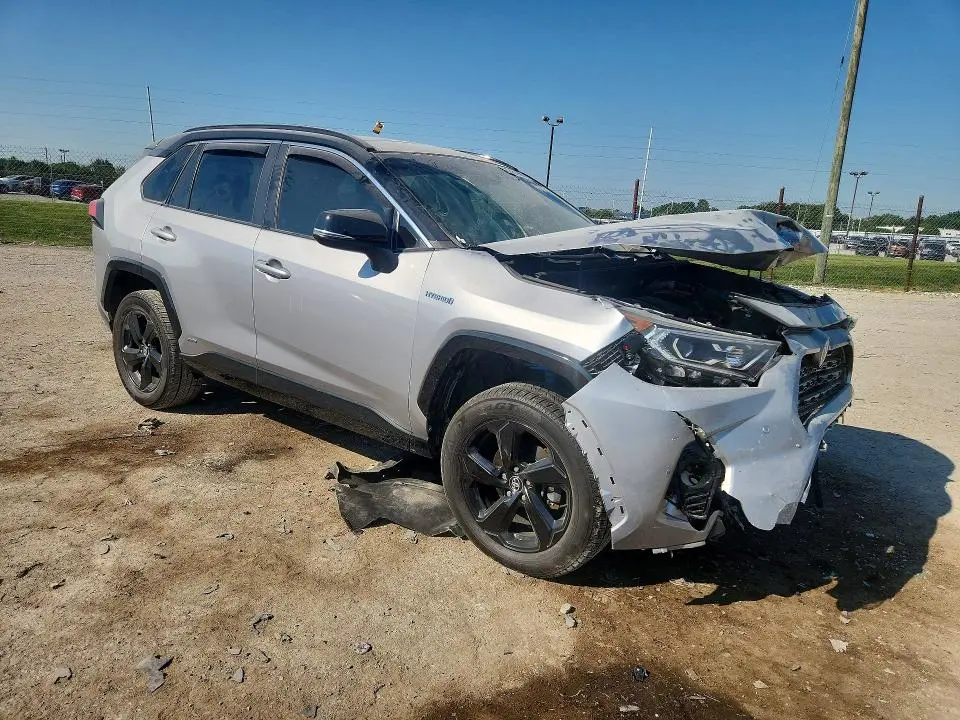 2021 TOYOTA RAV4 XSE  
