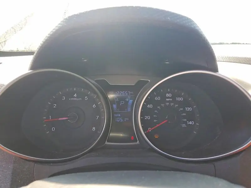 2014 HYUNDAI VELOSTER BASE  