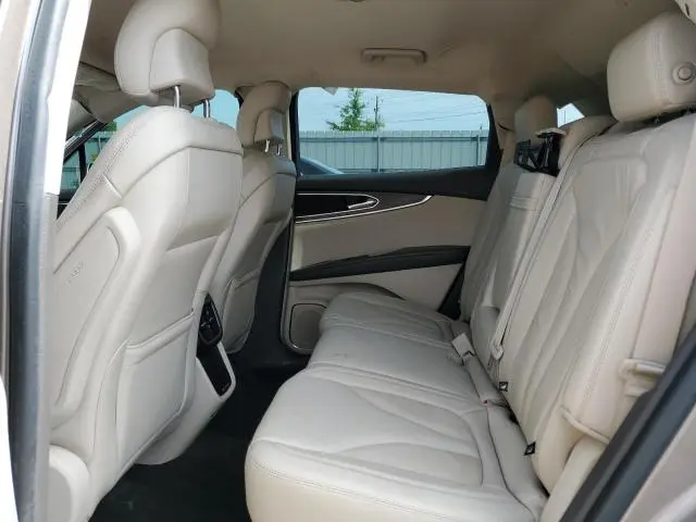 2019 LINCOLN NAUTILUS SELECT  