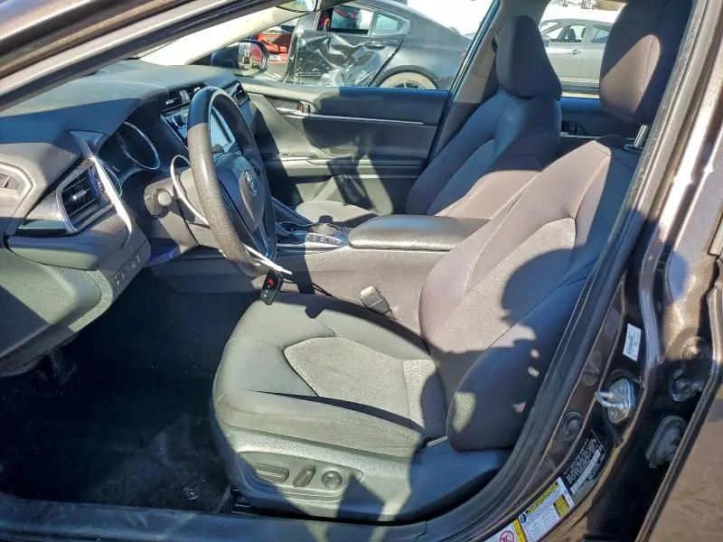 2019 TOYOTA CAMRY LE  