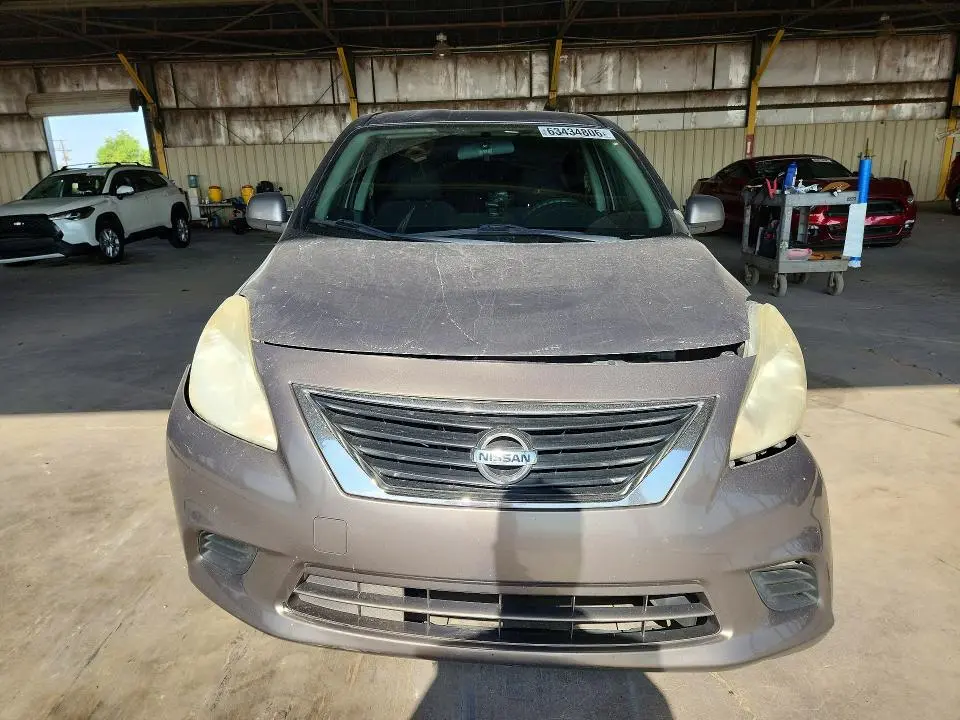 2014 NISSAN VERSA 1.6 SV  