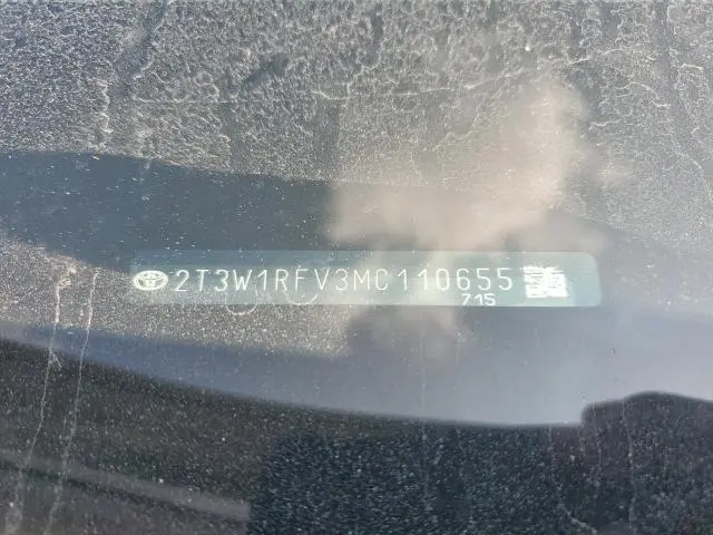 2021 TOYOTA RAV4 XLE  