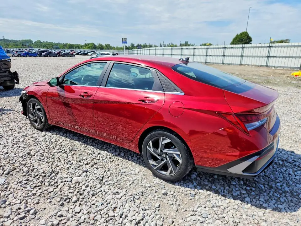 2024 HYUNDAI ELANTRA SEL  