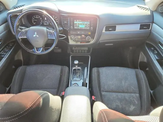 2017 MITSUBISHI OUTLANDER ES  