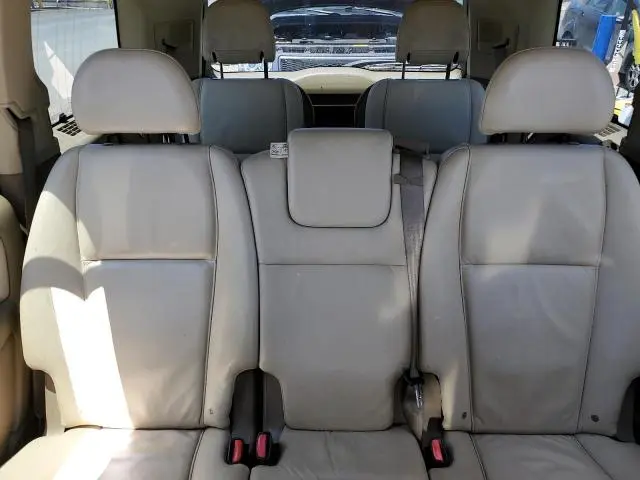 2011 VOLVO XC90 3.2  