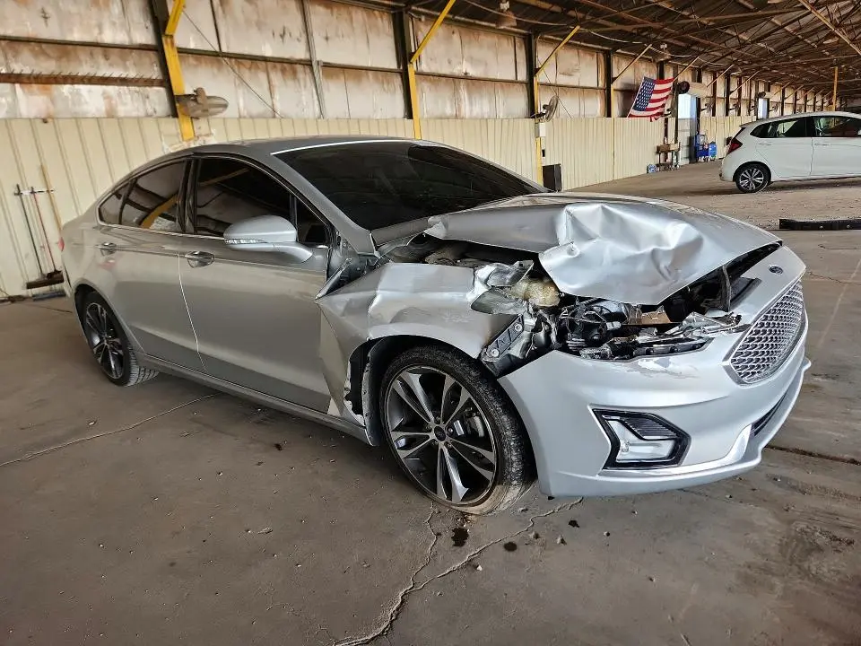 2019 FORD FUSION TITANIUM  
