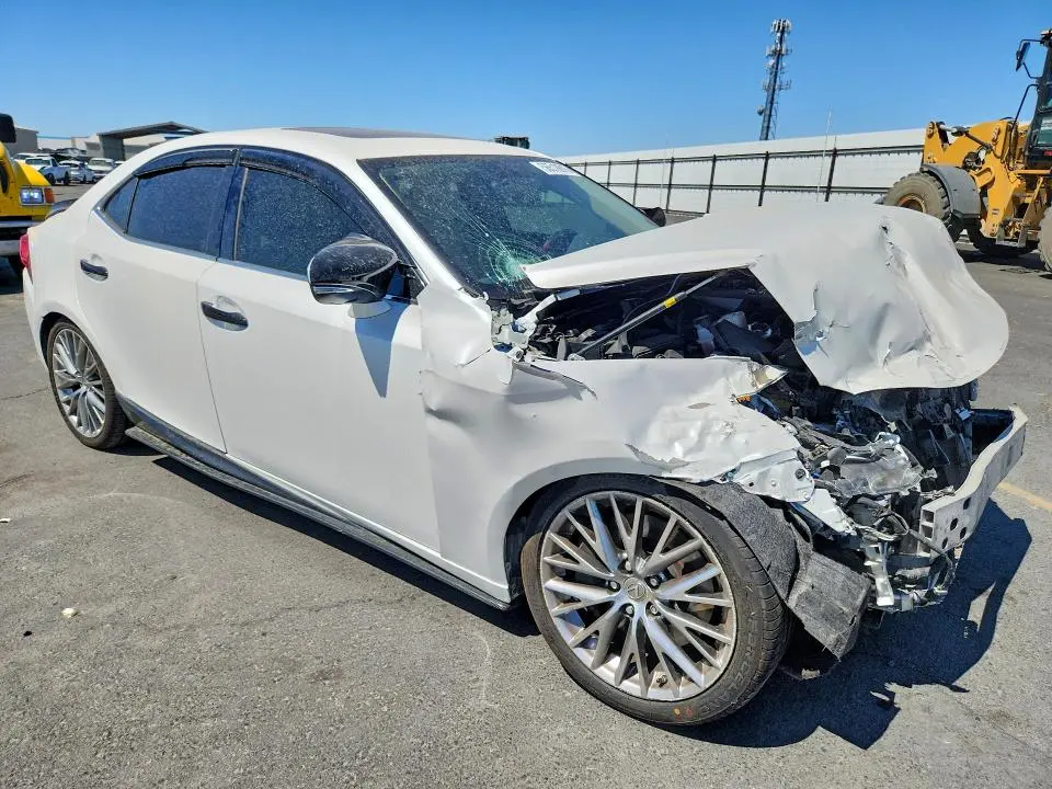 2016 LEXUS IS 200T  