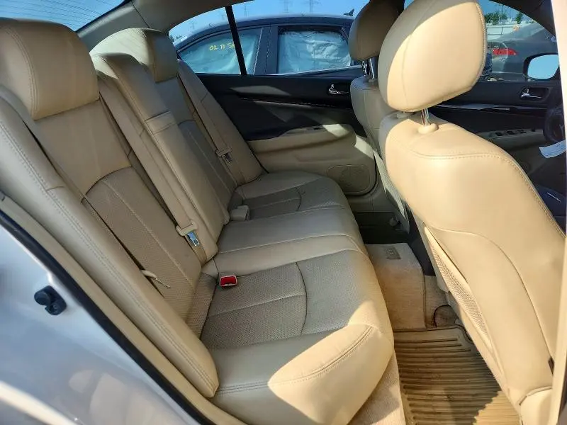 2012 INFINITI G37   
