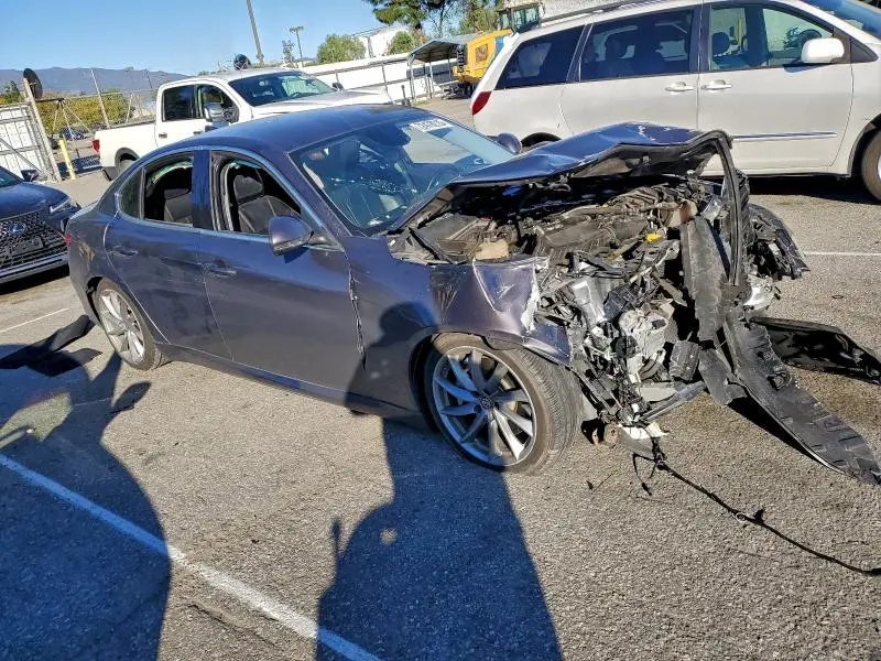 2017 ALFA ROMEO GIULIA TI  