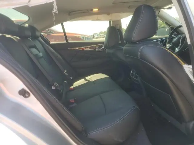 2018 INFINITI Q50 LUXE