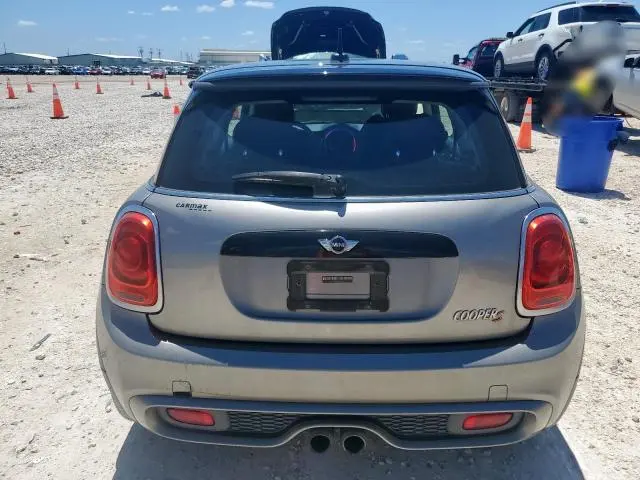 2017 MINI COOPER S  