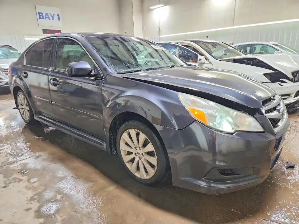 2011 SUBARU LEGACY   