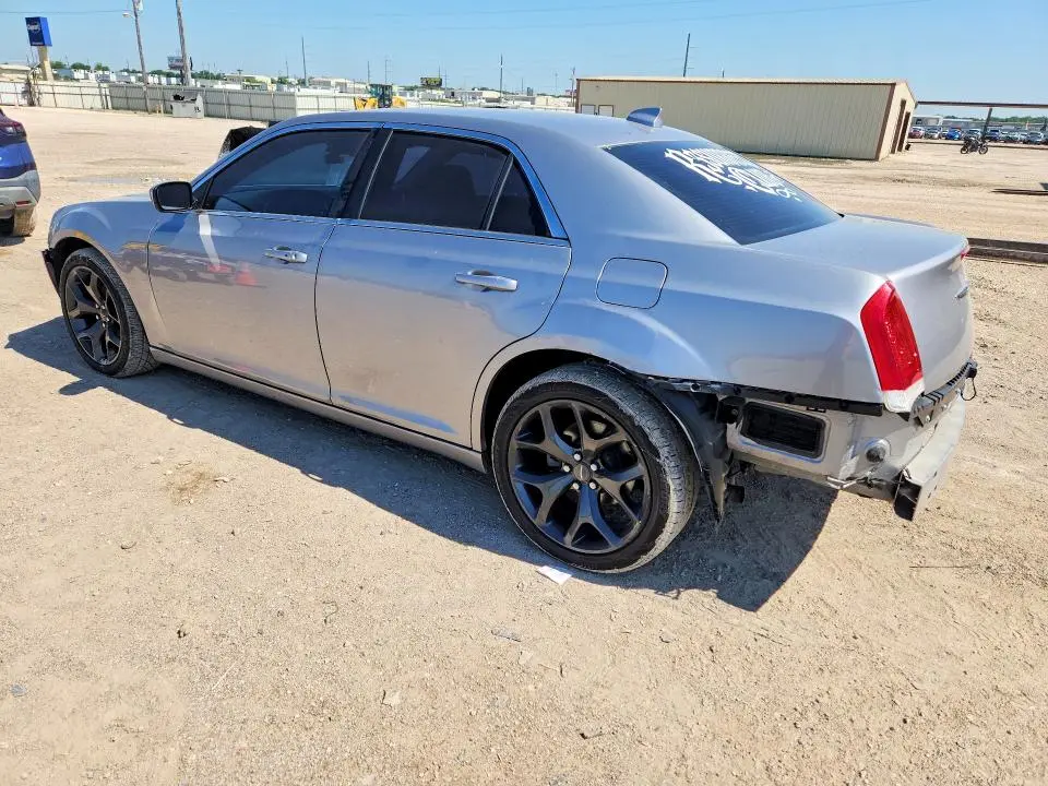 2017 CHRYSLER 300 LIMITED  
