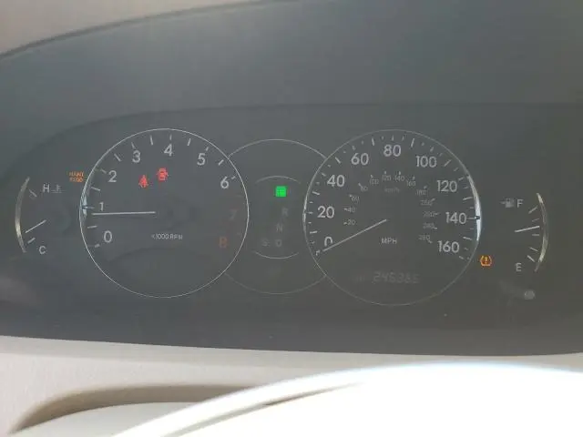 2010 TOYOTA AVALON XL  