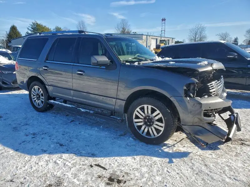2013 LINCOLN NAVIGATOR   