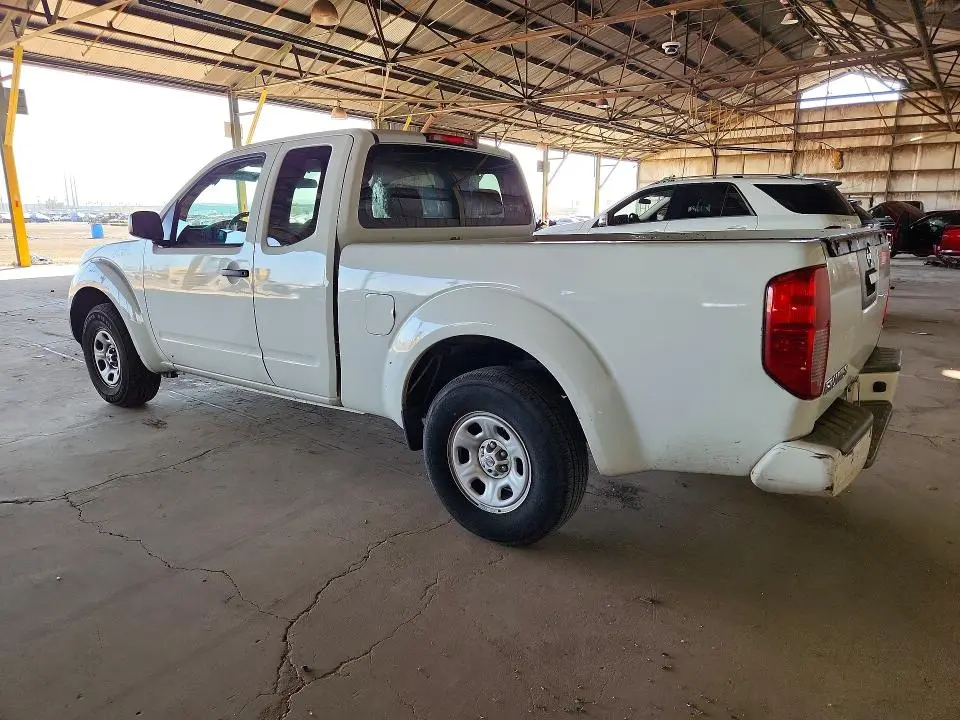 2017 NISSAN FRONTIER S  