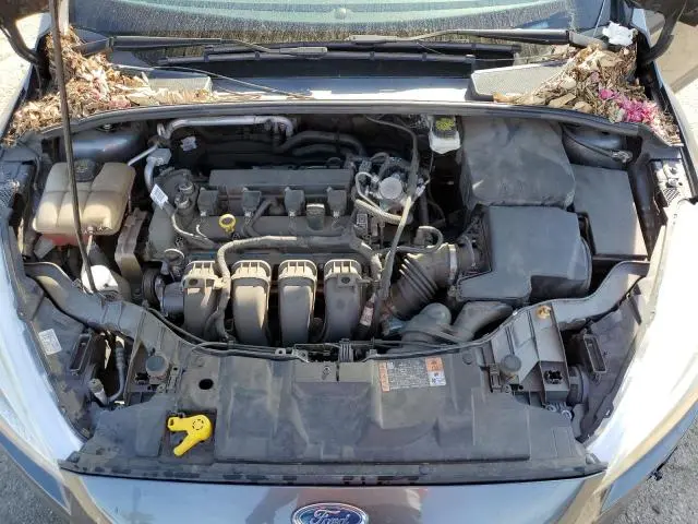 2017 FORD FOCUS SE  
