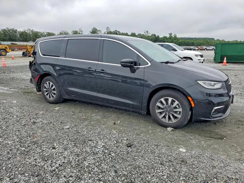 2022 CHRYSLER PACIFICA HYBRID TOURING L  