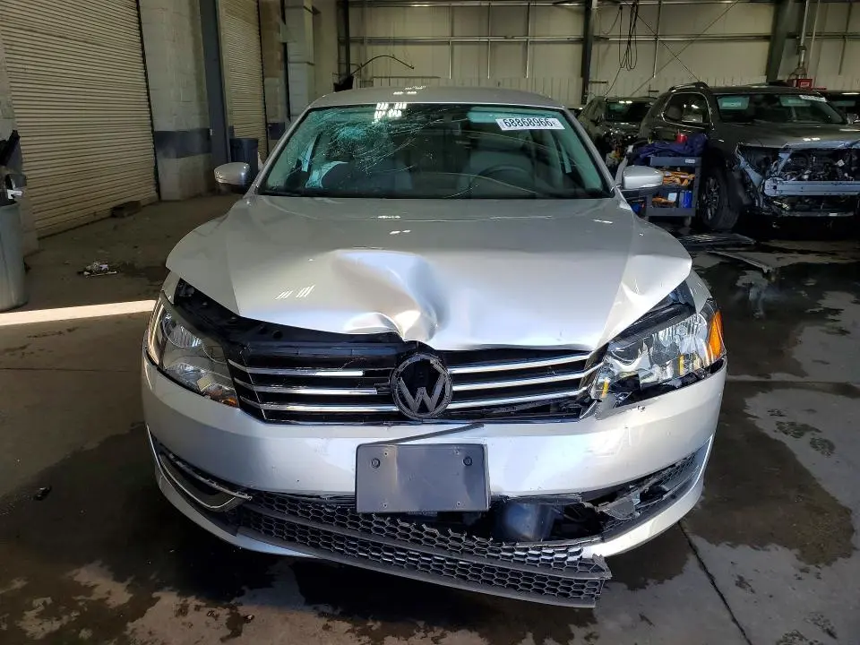 2014 VOLKSWAGEN PASSAT S  