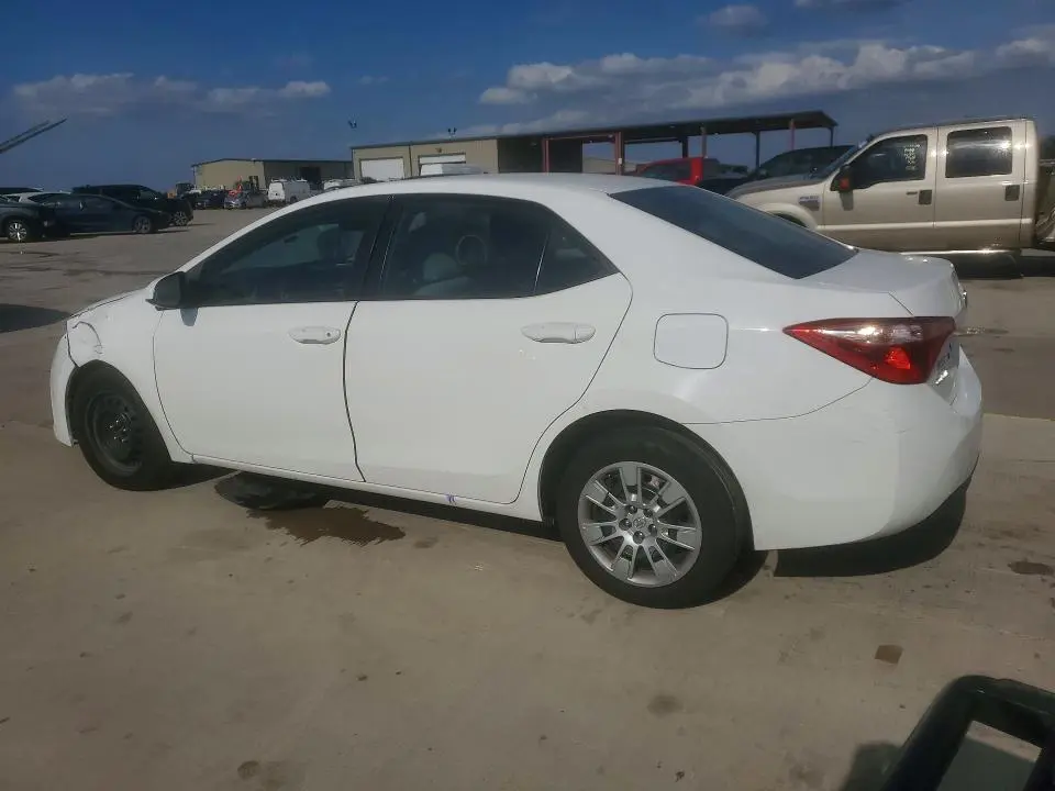 2017 TOYOTA COROLLA LE  