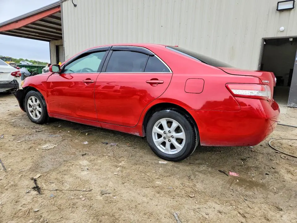 2011 TOYOTA CAMRY LE  