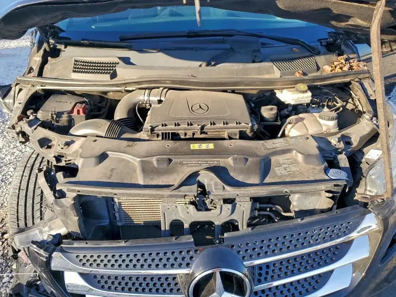 2016 MERCEDES-BENZ METRIS   