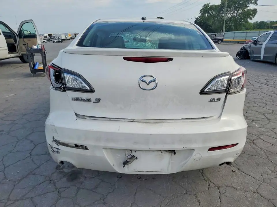 2012 MAZDA 3 S  