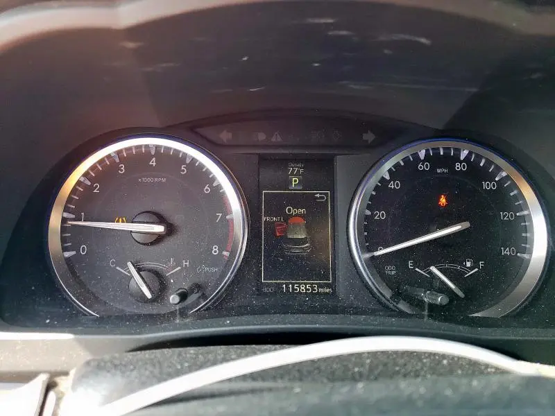 2015 TOYOTA HIGHLANDER XLE  