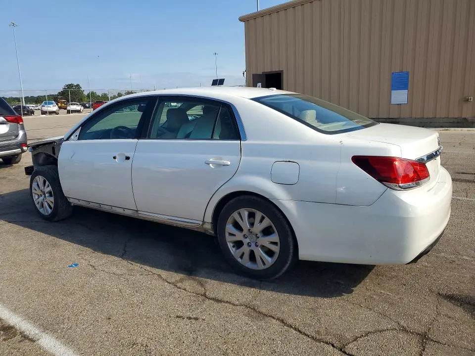 2011 TOYOTA AVALON BASE  