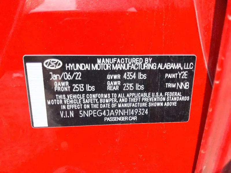 2022 HYUNDAI SONATA SE  