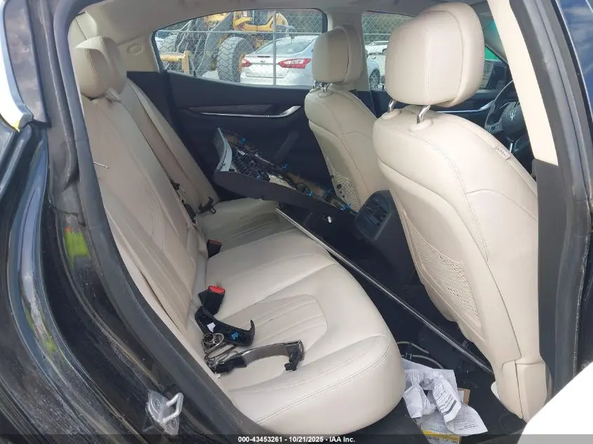 2015 MASERATI GHIBLI  