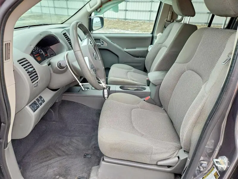 2021 NISSAN FRONTIER SV  